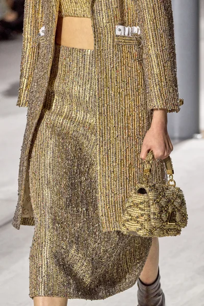Look 55